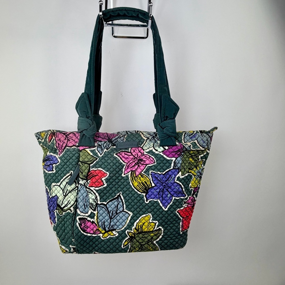 Vera Bradley Hadley East West Shoulder Bag Falling Flowers Quilted Zip Tote
